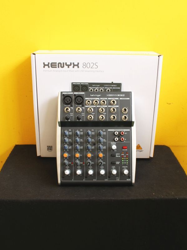 Behringer Xenyx 802S Analogue Mixer with USB Interface 1_8545_1 Consola Behringer XENYX 802S en Bolivia: Precio, Características y Dónde Comprar